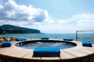 capo-la-gala-hydromassage-on-the-beach