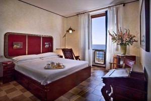 hotel-marmorata-guest-room-1
