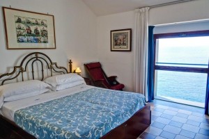 hotel-marmorata-guest-room-2