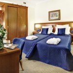 hotel-ponte-sisto-rome-rooms-classic-double-02