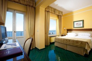 hotel-tramontano-guest-room
