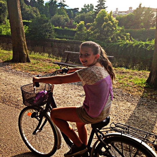 Lucca biking on walls