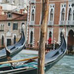 Tips for how to ride a gondola in Venice